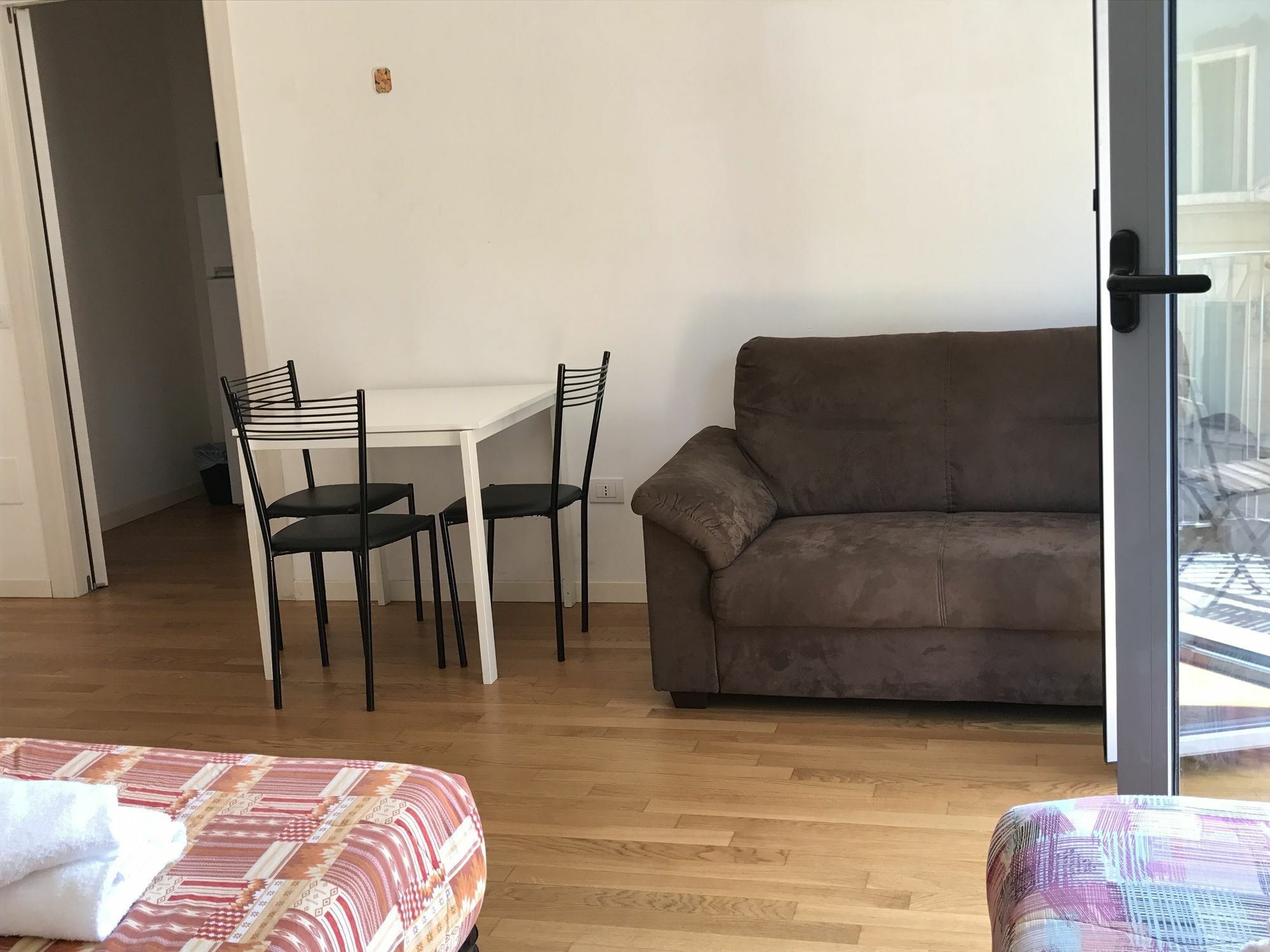 Red Line Apartments Milano المظهر الخارجي الصورة