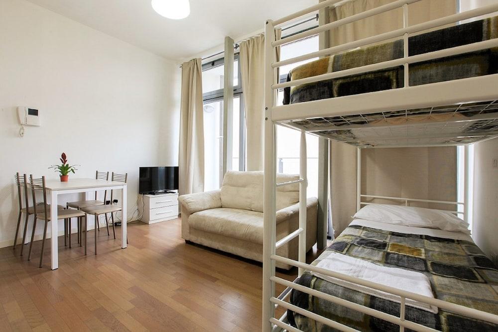 Red Line Apartments Milano المظهر الخارجي الصورة