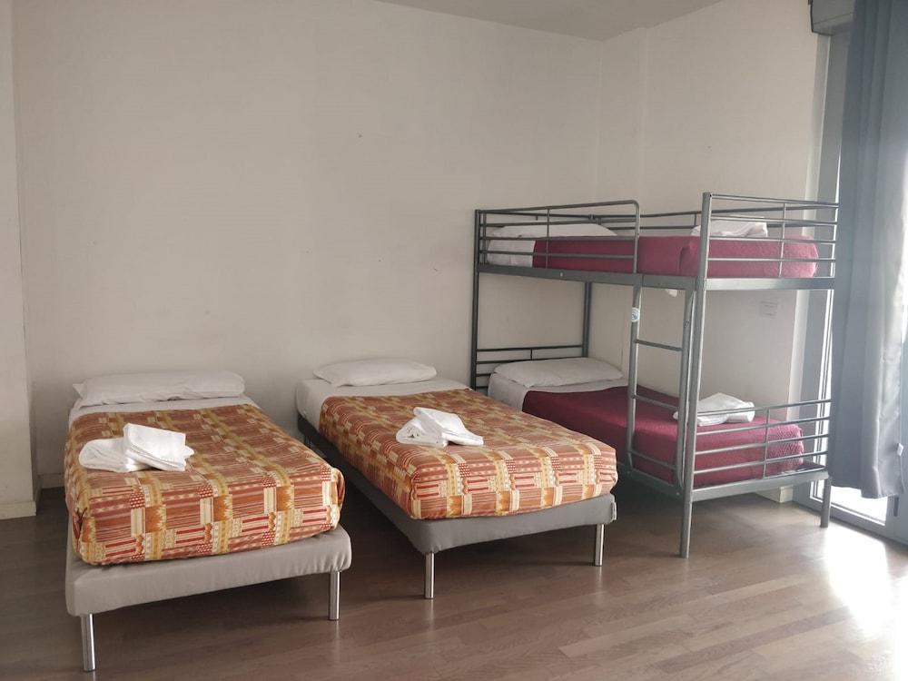 Red Line Apartments Milano المظهر الخارجي الصورة