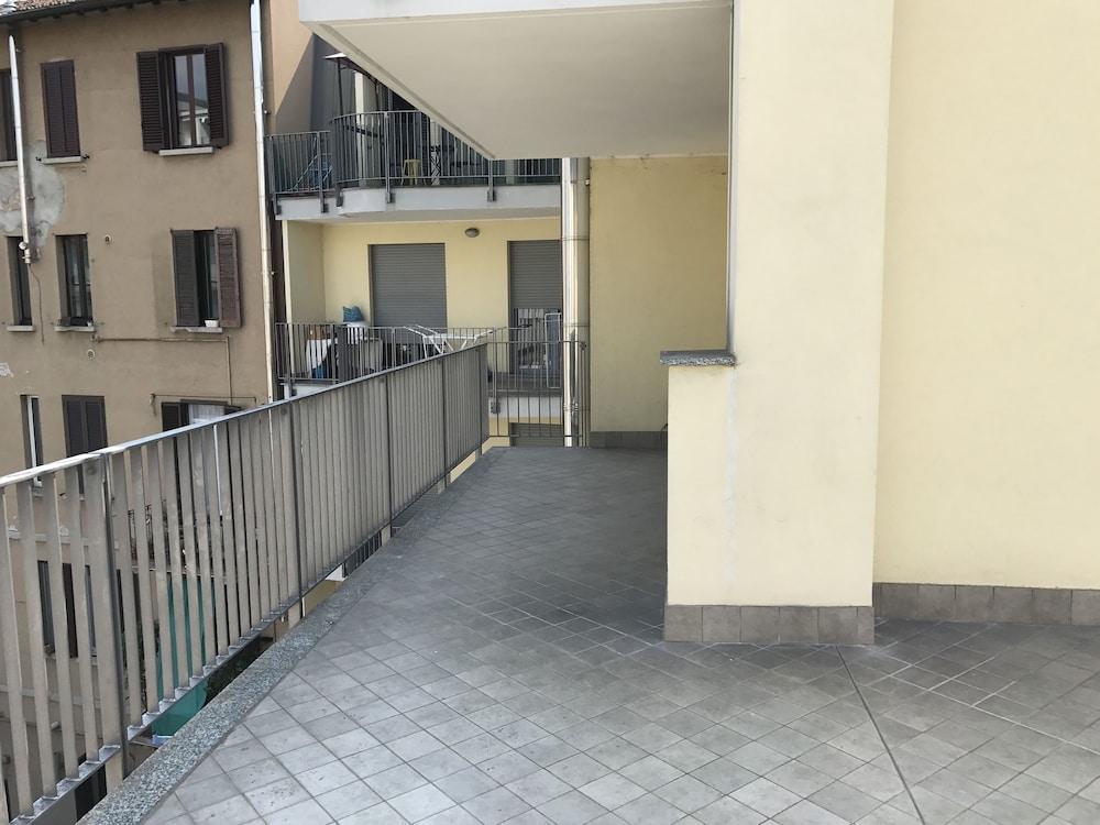 Red Line Apartments Milano المظهر الخارجي الصورة